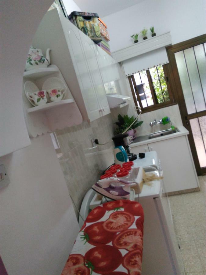 Paphos Yiota'S Cute Studio מראה חיצוני תמונה